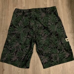 DGK Board Shorts - Mens Size 36
